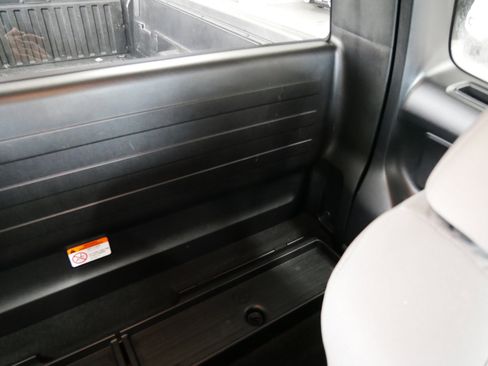 Certified 2022 Toyota Tacoma SR image 13