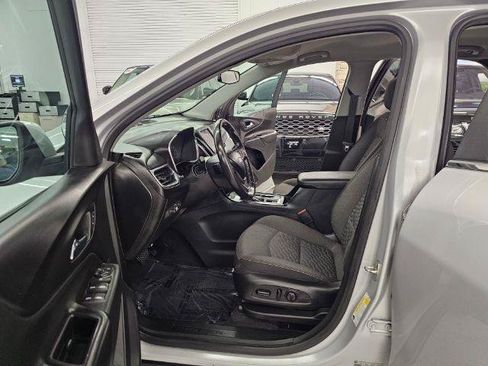 Used 2021 Chevrolet Equinox LT w/ Driver Convenience Package AWD/4WD image 30