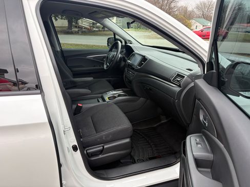 Used 2021 Honda Ridgeline Sport image 20