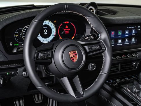 Certified 2026 Porsche 911 GT3 RWD image 21