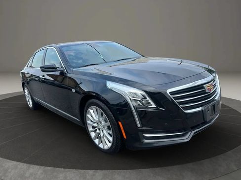 Used 2018 Cadillac CT6 3.6 AWD image 3