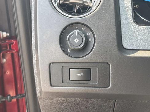 Used 2014 Ford F150 XLT w/ Equipment Group 302A Luxury AWD/4WD image 12