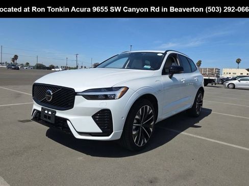 Used 2026 Volvo XC60 T8 Ultra w/ Climate Package PRO AWD/4WD image 1