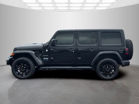 Certified 2023 Jeep Wrangler Unlimited Sahara w/ Cold Weather Group image 4