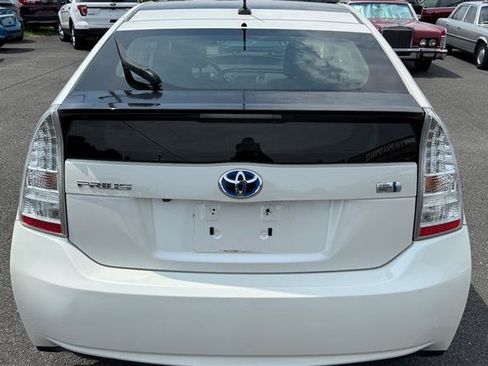 Used 2011 Toyota Prius Three w/ Solar Roof Pkg FWD image 16