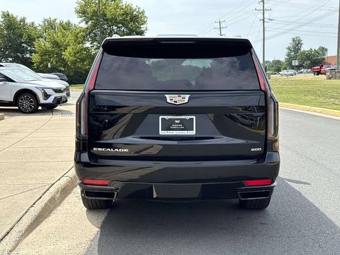 Used 2024 Cadillac Escalade Sport w/ Touring Package AWD/4WD image 24