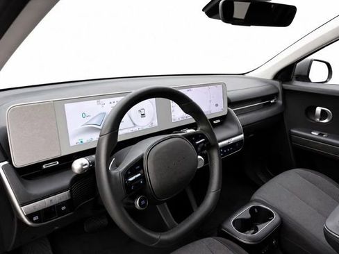 Used 2023 Hyundai Ioniq 5 SE AWD/4WD image 9