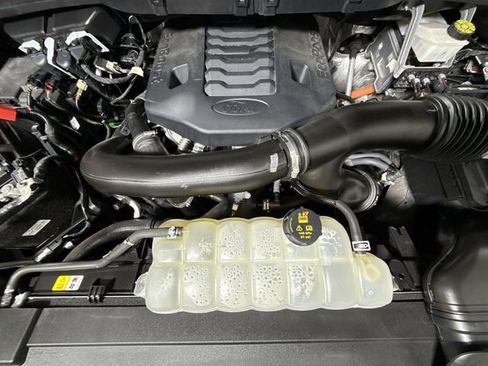 Used 2022 Ford F150 XLT image 28