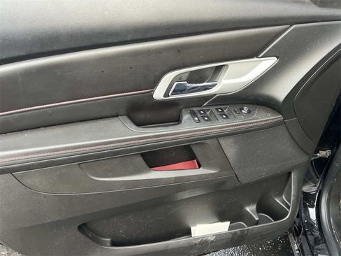 Used 2011 GMC Terrain SLE image 14