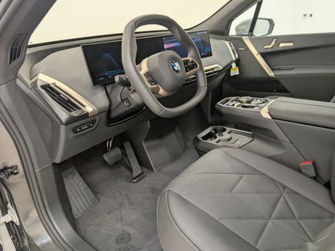 New 2026 BMW iX xDrive45 AWD/4WD image 4