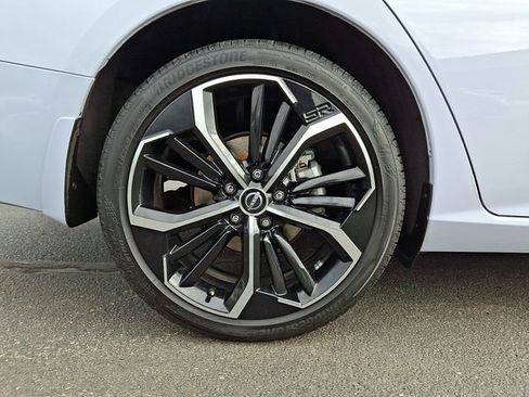 Certified 2025 Nissan Altima 2.5 SR image 8