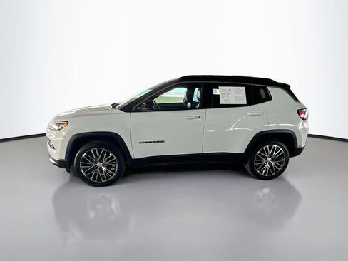Used 2023 Jeep Compass Limited w/ Elite Group AWD/4WD image 5