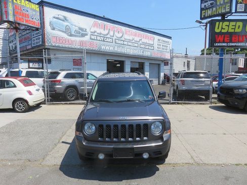 Used 2015 Jeep Patriot Sport w/ Power Value Group AWD/4WD image 6