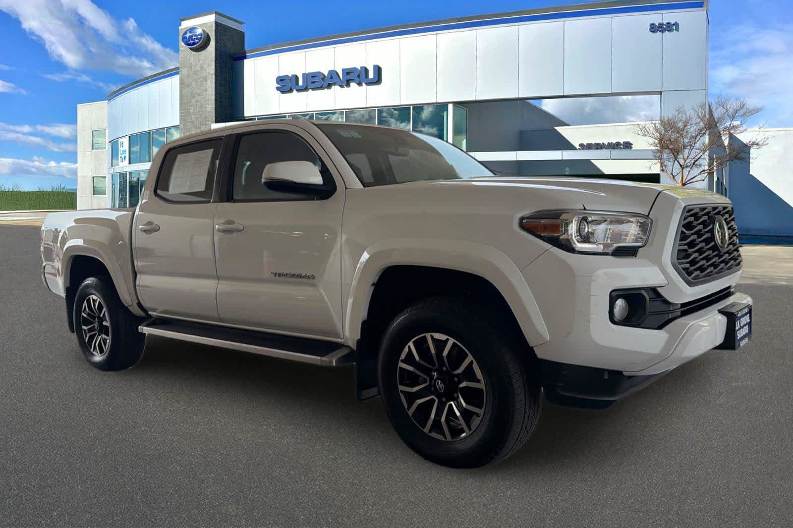 Used 2020 Toyota Tacoma TRD Sport w/ Technology Package AWD/4WD image 5