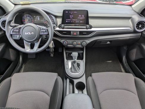 Certified 2023 Kia Forte LXS FWD image 11