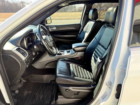 Used 2018 Jeep Grand Cherokee Limited image 10