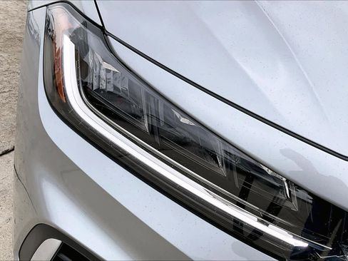 New 2026 Volkswagen Jetta SE image 13