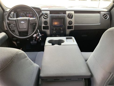 Used 2011 Ford F150 XLT w/ XLT Convenience Pkg image 15