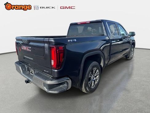 Used 2025 GMC Sierra 1500 SLT AWD/4WD image 3
