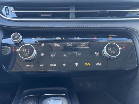 Certified 2024 INFINITI QX60 Pure image 18