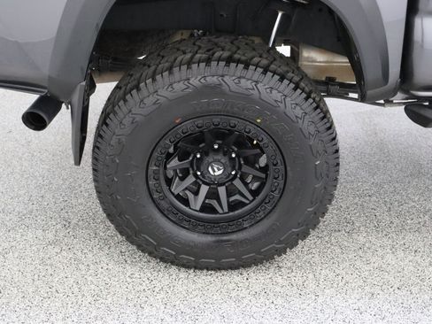 Used 2023 Toyota Tacoma TRD Off-Road AWD/4WD image 6