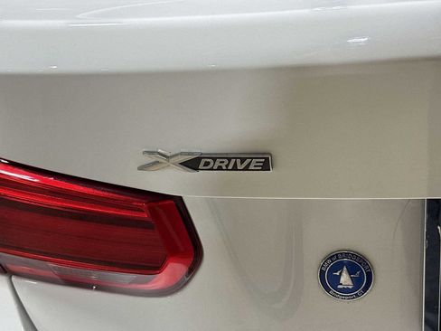 Used 2017 BMW 330i xDrive 330i xDrive image 27