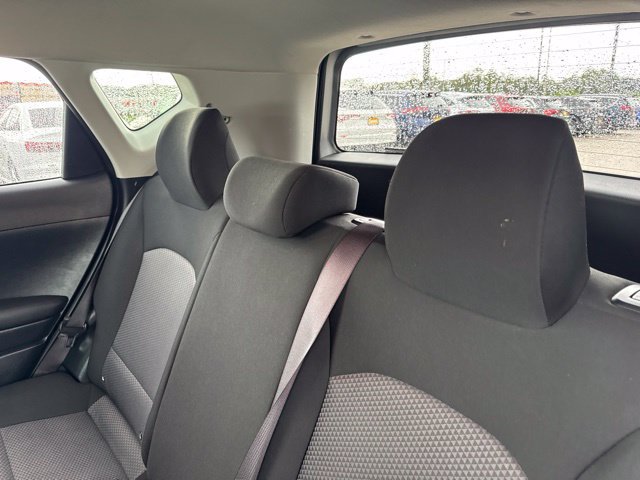 Used 2025 Kia Soul LX w/ LX Technology Package FWD image 21