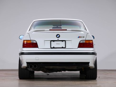 Used 1996 BMW M3 Coupe image 6