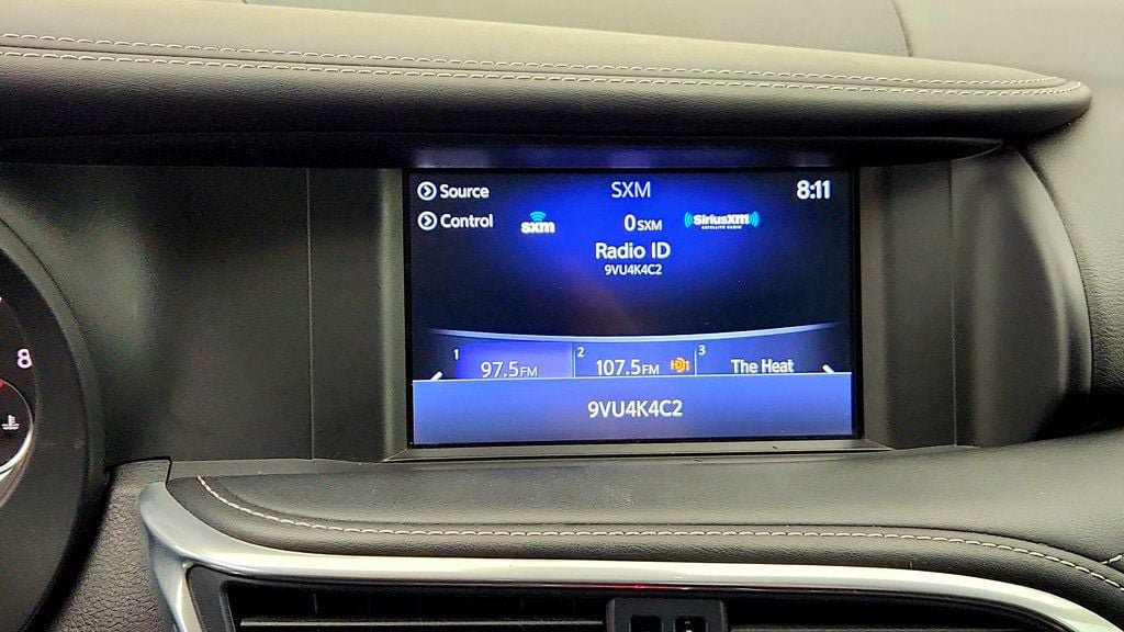 Used 2018 INFINITI QX30 AWD w/ Cargo Package image 18