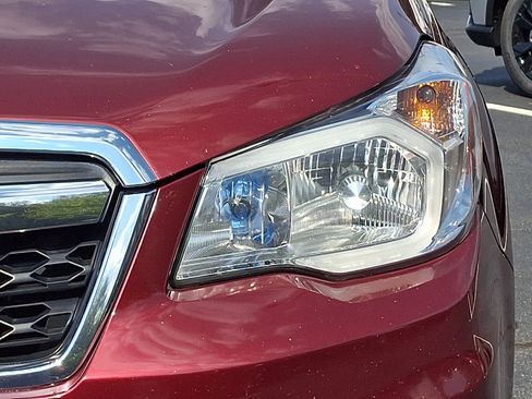 Used 2016 Subaru Forester 2.5i Touring w/ Eyesight & Navigation System AWD/4WD image 9