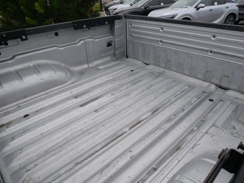 Used 2016 Nissan Frontier Desert Runner image 8