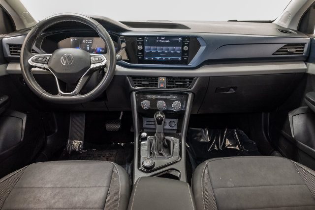 Used 2023 Volkswagen Taos SE w/ Panoramic Sunroof Package AWD/4WD image 32