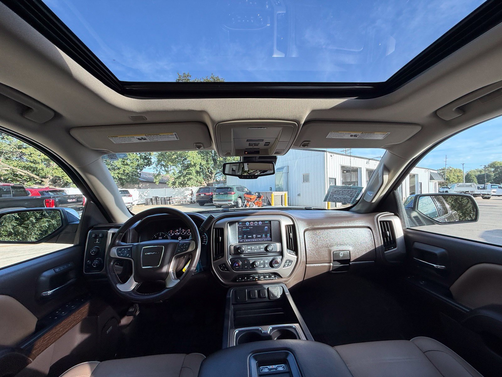 Used 2018 GMC Sierra 1500 Denali w/ Denali Ultimate Package AWD/4WD image 26