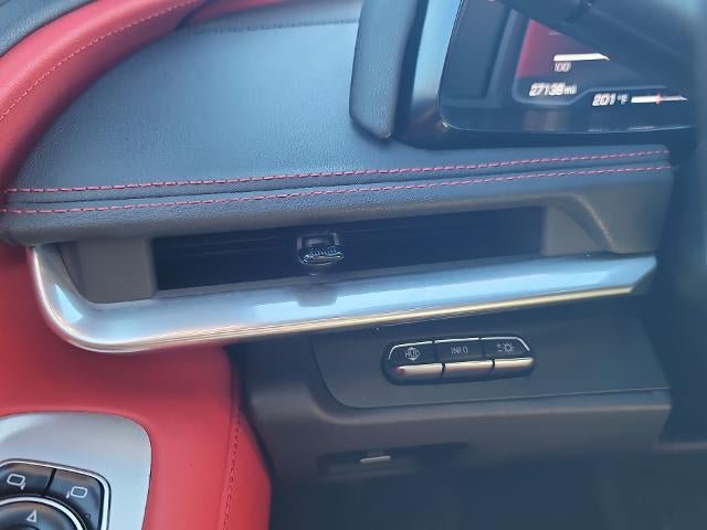 Used 2022 Chevrolet Corvette Stingray Preferred Cpe w/ Z51 Performance Package RWD image 17