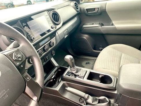 Used 2023 Toyota Tacoma SR AWD/4WD image 33
