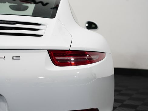 Used 2014 Porsche 911 Carrera S image 15
