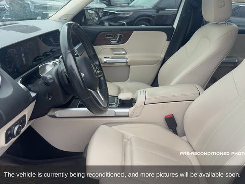 Used 2020 Mercedes-Benz GLB 250 4MATIC image 11