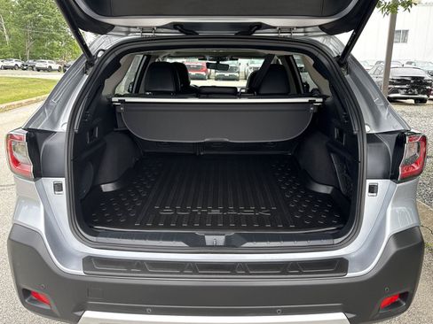 Used 2024 Subaru Outback Limited AWD/4WD image 18