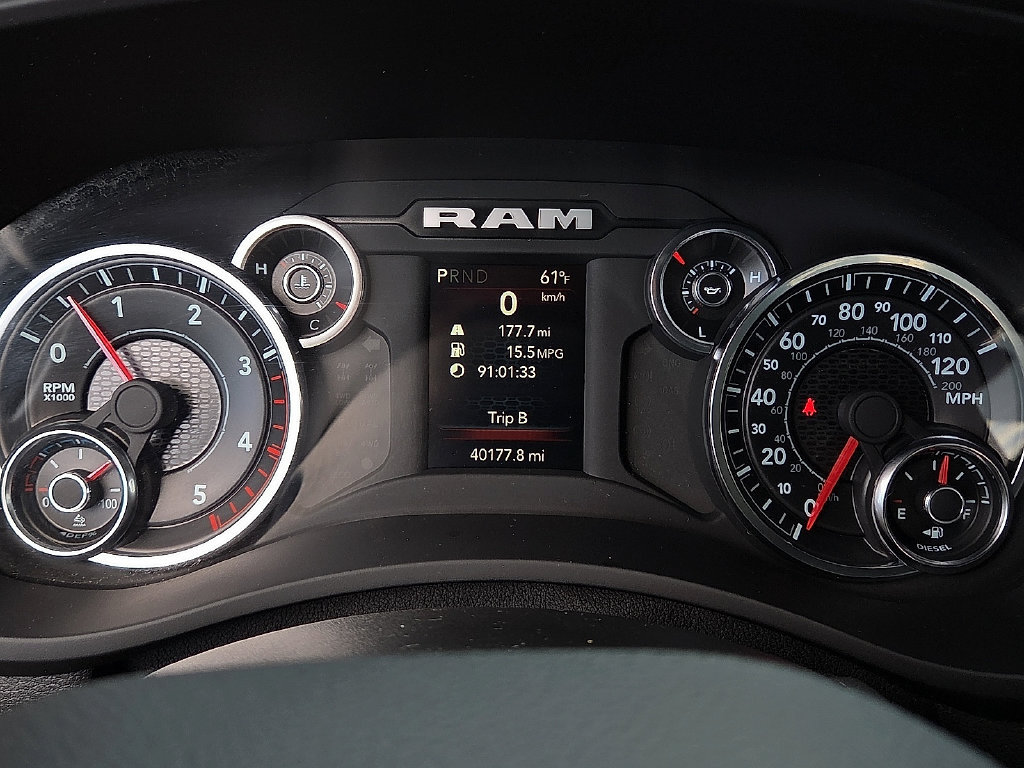 Used 2024 RAM 2500 Tradesman w/ Chrome Appearance Group AWD/4WD image 18