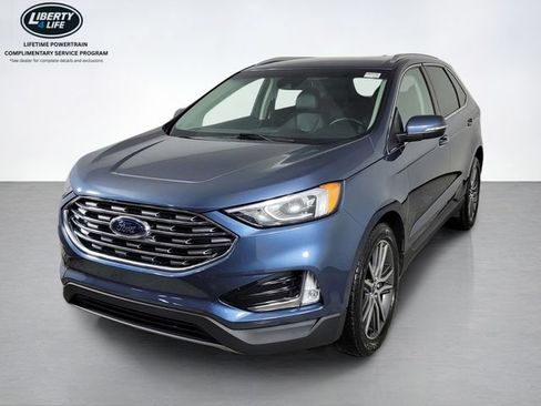 Certified 2019 Ford Edge Titanium w/ Cold Weather Package AWD/4WD image 8