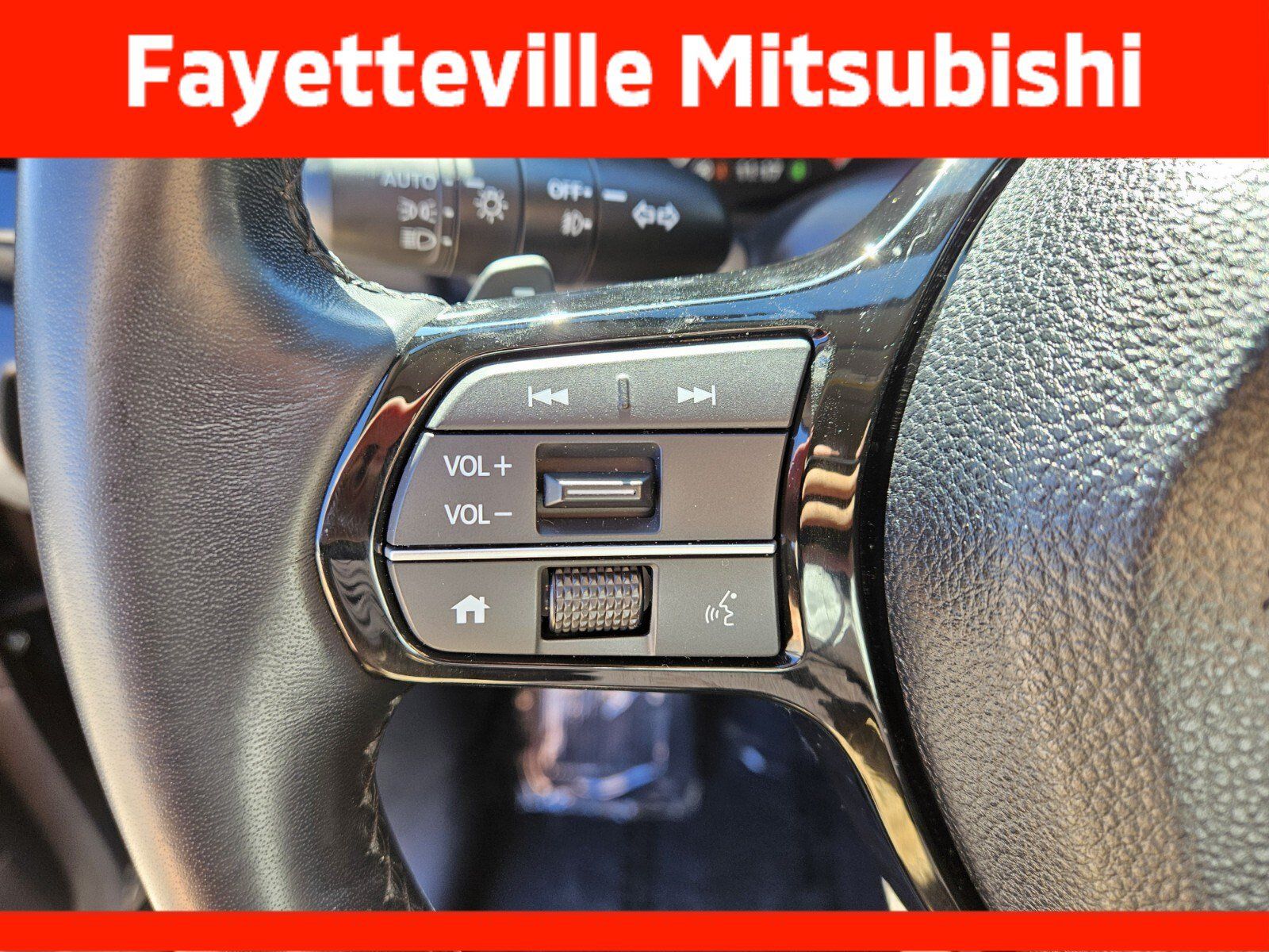 Used 2024 Honda Pilot Touring image 27