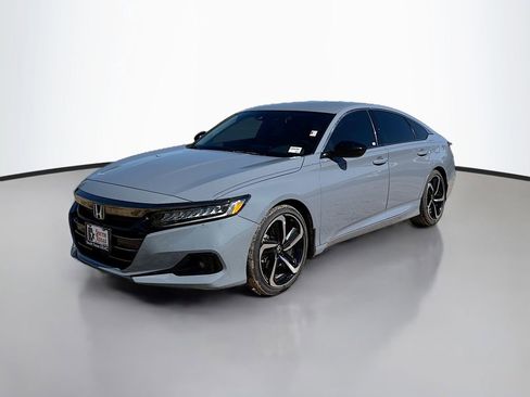 Used 2022 Honda Accord Sport image 3