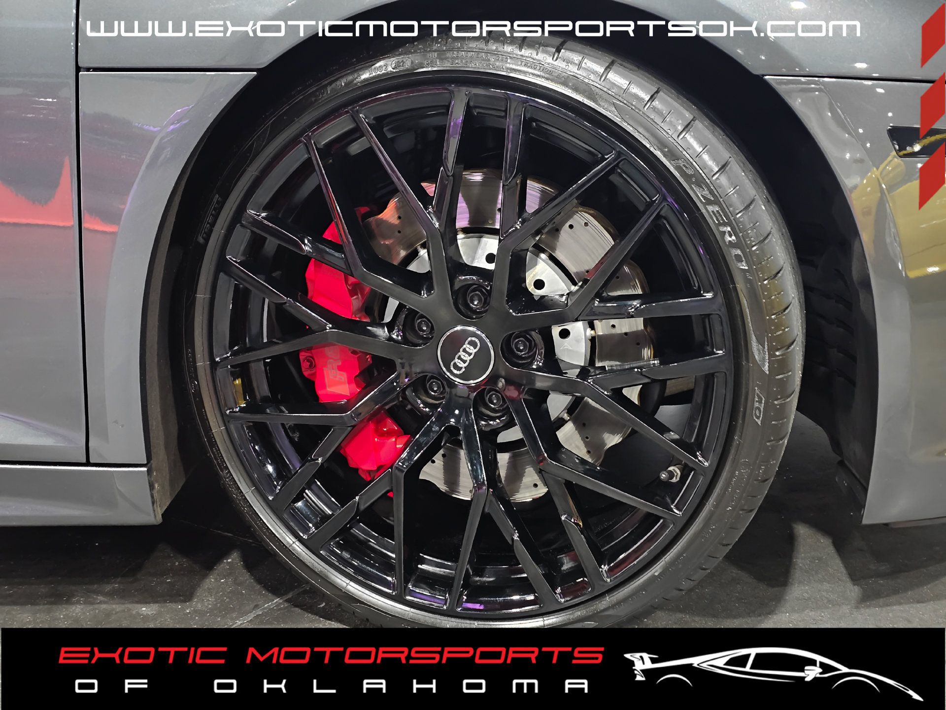 Used 2017 Audi R8 V10 w/ Carbon Exterior Package AWD/4WD image 41