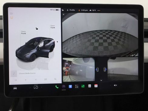 Used 2023 Tesla Model Y Long Range AWD/4WD image 39
