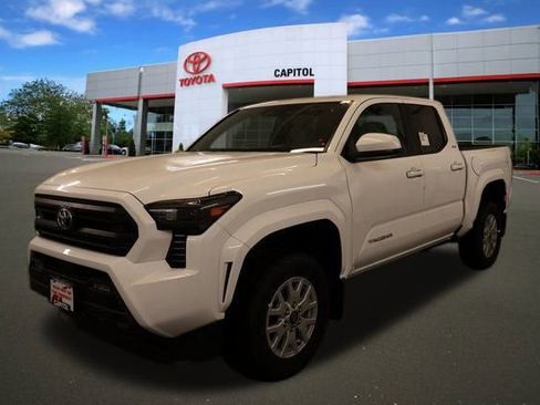 New 2025 Toyota Tacoma SR5 image 5