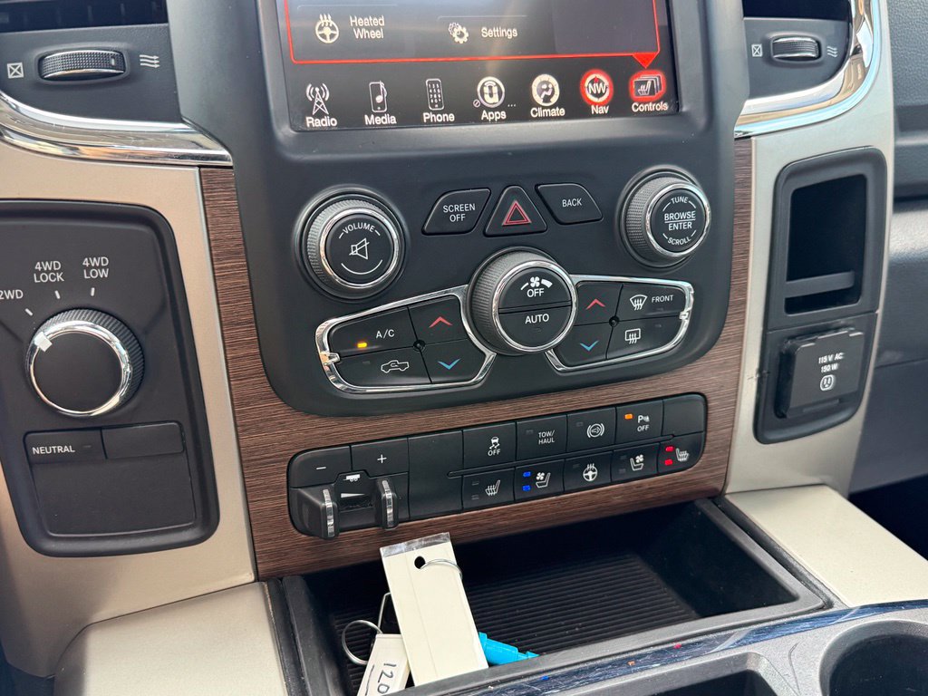 Used 2015 RAM 2500 Laramie AWD/4WD image 38