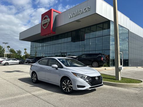 New 2025 Nissan Versa SV w/ Trunk Package image 1
