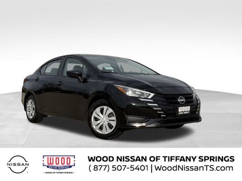Used 2025 Nissan Versa S w/ Trunk Package image 1