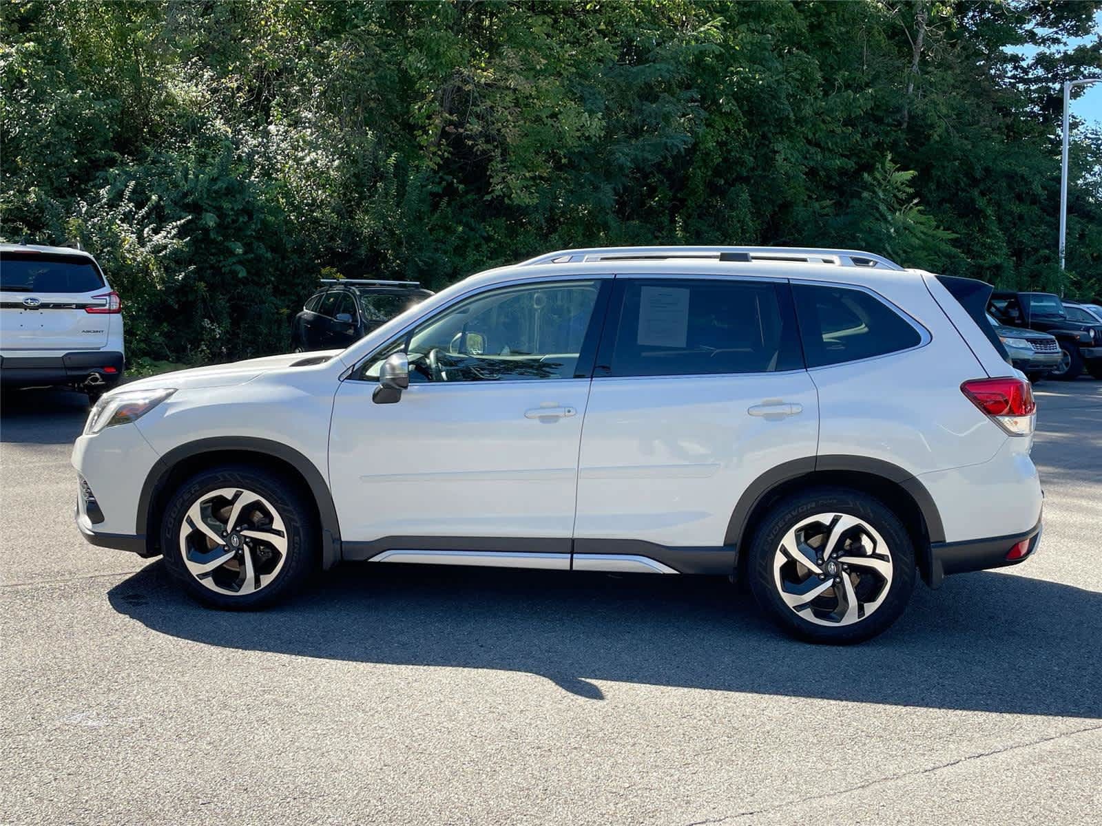 Used 2024 Subaru Forester Touring AWD/4WD image 2