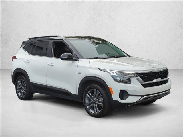 Used 2022 Kia Seltos S AWD/4WD image 3